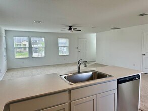228 Sormonne Lp in Kyle, TX - Building Photo - Building Photo