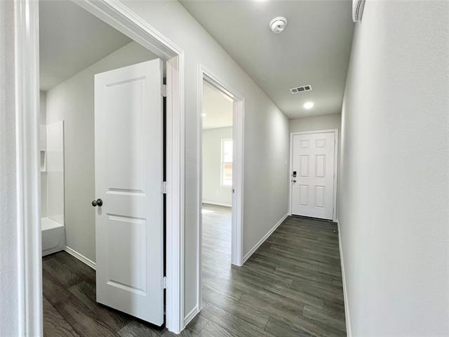 829 Bluffview Dr in Cleburne, TX - Building Photo - Building Photo