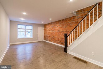2345 S Colorado St in Philadelphia, PA - Building Photo - Building Photo