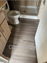 105 Oak Knoll Dr in Statesville, NC - Building Photo - Building Photo