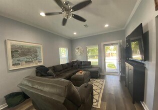 1106 W Gregory St in Pensacola, FL - Building Photo - Building Photo