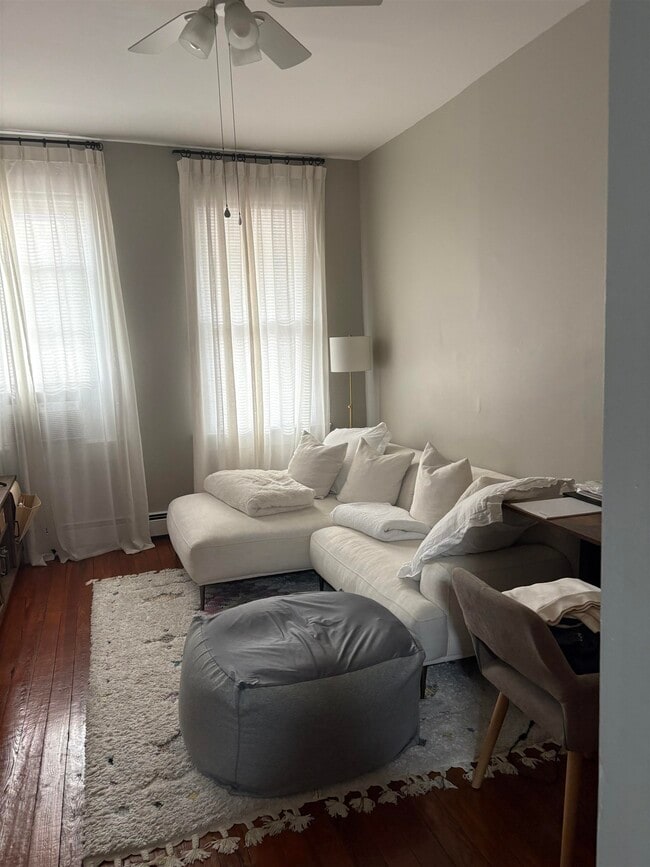 121-123-123 W 25th St in Bayonne, NJ - Building Photo - Building Photo