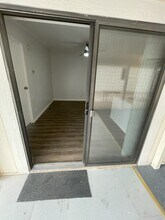 5735 E McDowell Rd in Mesa, AZ - Foto de edificio - Building Photo