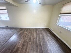 4657 Peoples Rd in Pittsburgh, PA - Building Photo - Building Photo