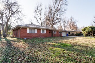 1512 Ann Arbor Dr in Norman, OK - Building Photo - Building Photo