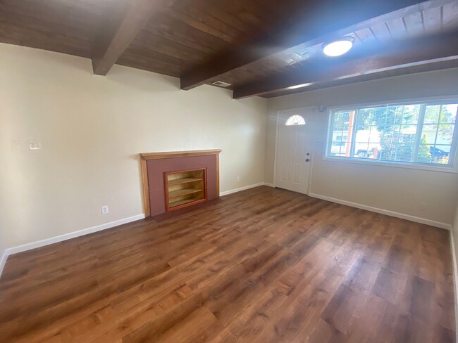 605 Cranleigh Dr in Reno, NV - Foto de edificio - Building Photo