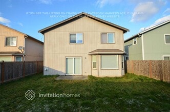 4922 104th Pl NE in Marysville, WA - Foto de edificio - Building Photo