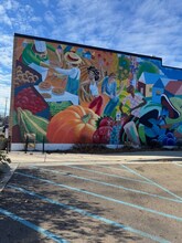 301 Allen St in Lansing, MI - Foto de edificio - Building Photo