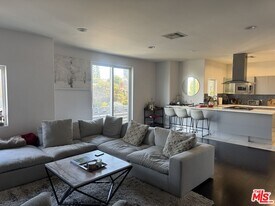 1739 S Barrington Ave in Los Angeles, CA - Building Photo