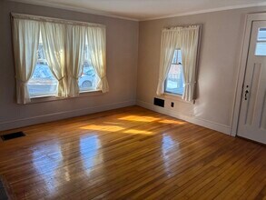 14 Kidder Ct in Northfield, MA - Building Photo - Building Photo