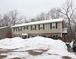 62 Poquonock Ave in Windsor, CT - Building Photo