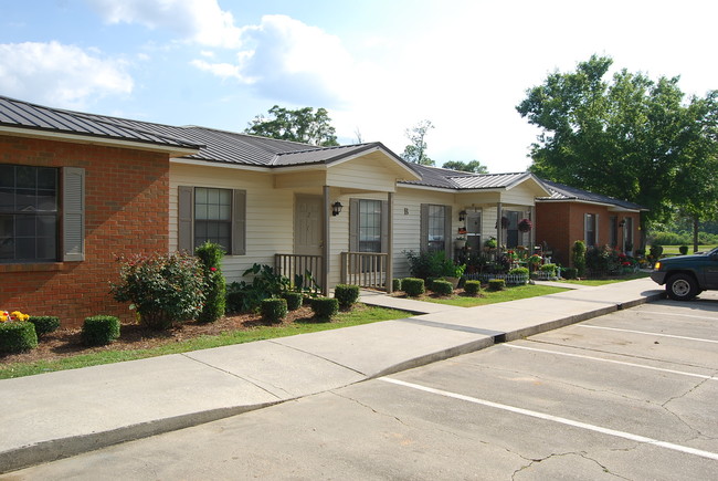 Camellia Village in Brantley, AL - Building Photo - Building Photo