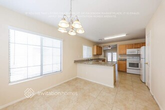 13014 W Hearn Rd in El Mirage, AZ - Foto de edificio - Building Photo