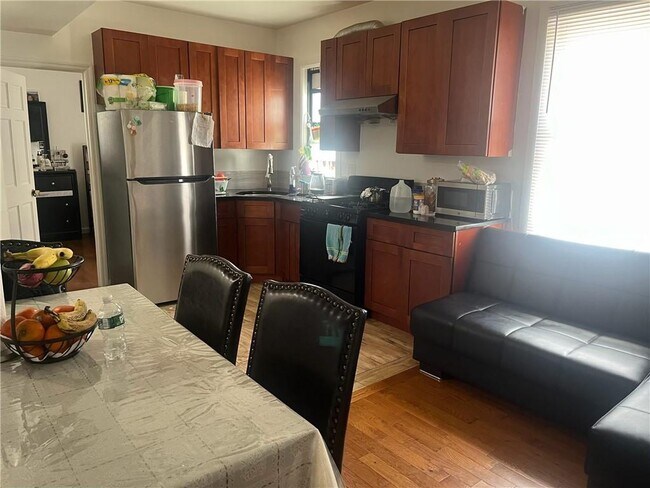 2203 E 15th St in Brooklyn, NY - Building Photo - Building Photo