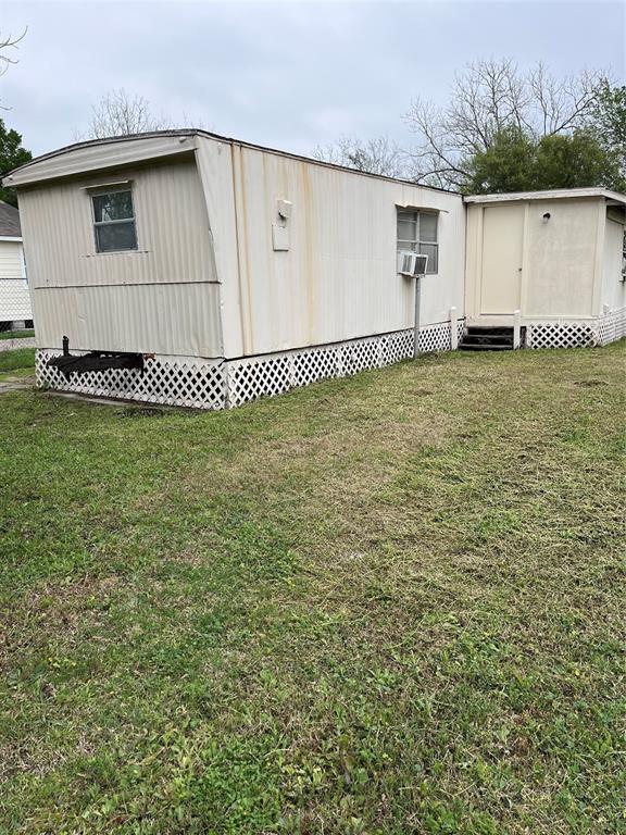 1606 Rice St Rentals in Alvin, TX