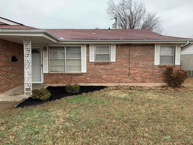1137 Straka Terrace in Oklahoma City, OK - Building Photo - Building Photo