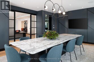 740-740 Dupont St in Toronto, ON - Building Photo - Building Photo