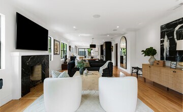 5319 West Blvd in Los Angeles, CA - Foto de edificio - Building Photo