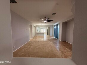 885 E Cherry Hills Dr in Chandler, AZ - Building Photo - Building Photo