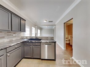 1200 Ballina Way in Charlotte, NC - Foto de edificio - Building Photo