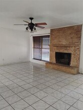 2789 Rollingdale Ln in Farmers Branch, TX - Building Photo - Building Photo