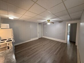 717 5th Ave S-Unit -Apt 3 in La crosse, WI - Building Photo - Building Photo