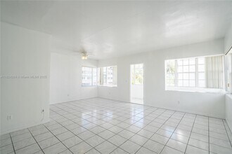 1940 Bay Dr in Miami, FL - Building Photo - Building Photo