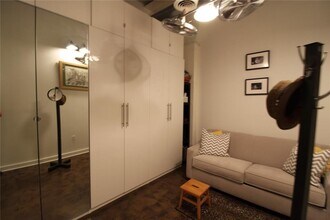 172 Haynes St SW in Atlanta, GA - Foto de edificio - Building Photo