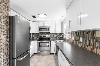 555 62nd St S in St. Petersburg, FL - Building Photo - Building Photo