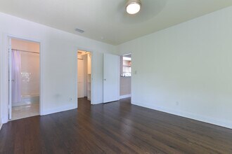 123 N Palmway in Lake Worth Beach, FL - Building Photo - Building Photo