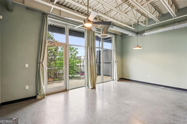 5200 Peachtree Blvd in Chamblee, GA - Building Photo - Building Photo