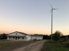 5077 FM 5 in Aledo, TX - Building Photo