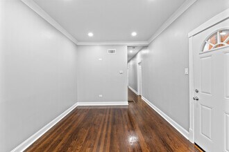 4234 S Washtenaw Ave. in Chicago, IL - Building Photo - Building Photo