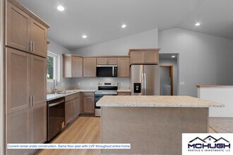 1707 Sovereign Way in Neenah, WI - Building Photo - Building Photo