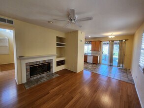 11511 Scripps Creek Dr in San Diego, CA - Building Photo - Building Photo