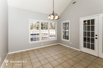 361 Toccoa Pl in Jonesboro, GA - Building Photo - Building Photo