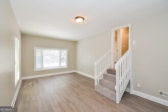 162 Poplar Point Dr in Carrollton, GA - Building Photo - Building Photo