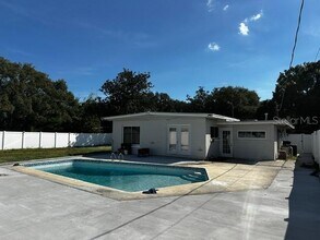 156 Pinecrest Dr in Sanford, FL - Building Photo - Building Photo