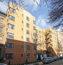 140 8th Ave in Brooklyn, NY - Foto de edificio - Building Photo