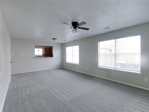 7219 Lazy Summer Ct in Magnolia, TX - Building Photo - Building Photo