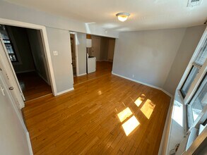 2606 W Le Moyne St in Chicago, IL - Building Photo - Building Photo
