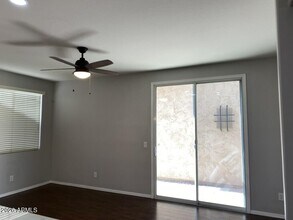 4241 E Carla Vista Dr in Gilbert, AZ - Building Photo - Building Photo