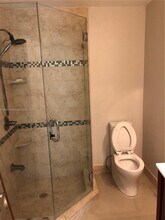 2793 SW 31st Pl in Miami, FL - Building Photo - Building Photo