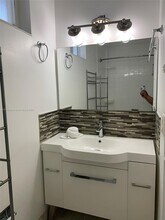 664 Bird Rd-Unit -Rear in Coral Gables, FL - Building Photo - Building Photo