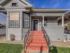 898 Hellam St in Monterey, CA - Building Photo - Building Photo