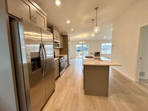 6746 Meadow View Dr S in Fargo, ND - Building Photo - Building Photo