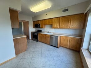 1200 S Prospect Ave in Elmhurst, IL - Building Photo - Building Photo