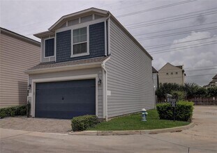 11002 Cres Light Way in Houston, TX - Foto de edificio - Building Photo