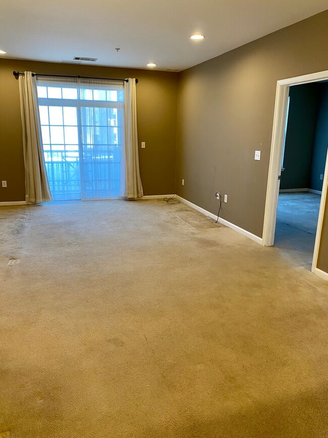 property at 350 W Elm St