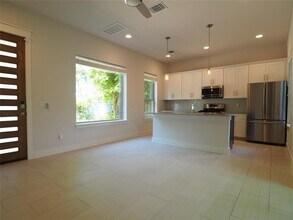 1710 Garden St in Austin, TX - Building Photo - Building Photo